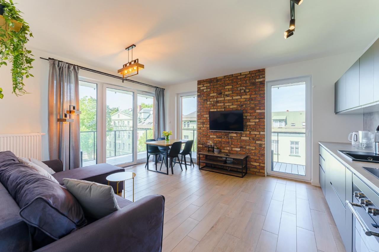 コウォブジェクWyspa Solna Apartament Luxアパートメント エクステリア 写真